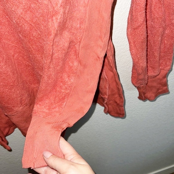 Aerie Peach Faux Fur Split Hem Chilled Out Crewneck Oversized Sweatshirt - Picture 7 of 13